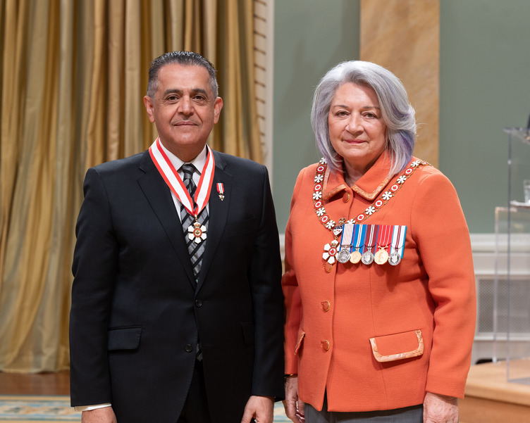 Dr. Anvari pictured with Her Excellency the Right Honourable Mary Simon, Governor General of Canada